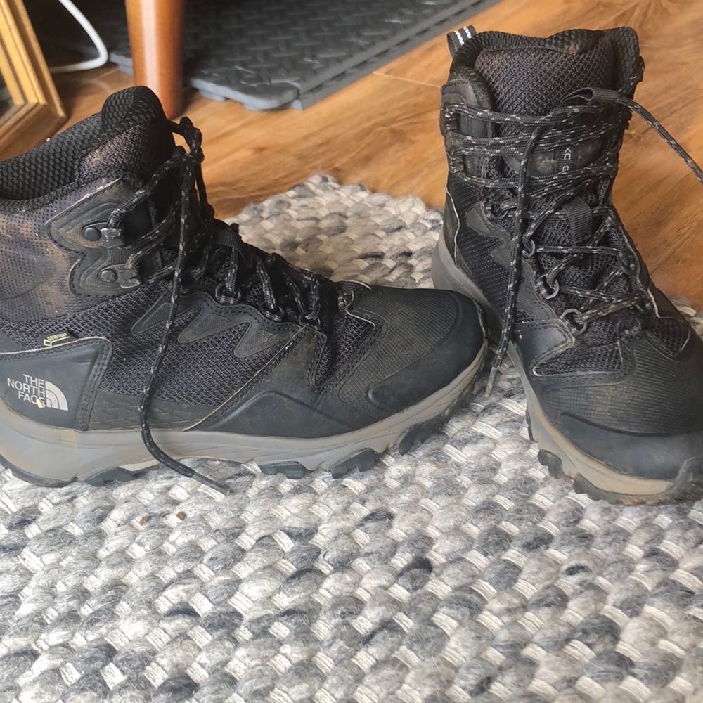 Black hiking boots